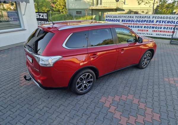 Mitsubishi Outlander cena 61000 przebieg: 149000, rok produkcji 2014 z Gniezno małe 379